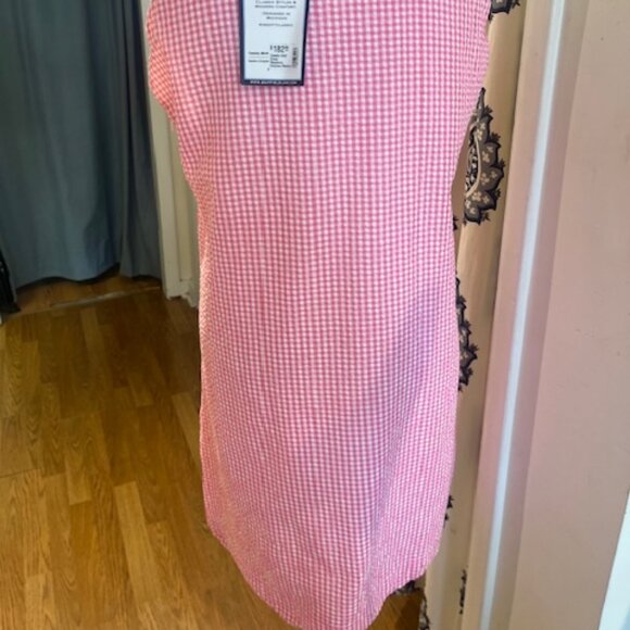 Duffield Lane Cassidy Shift Dress: Raspberry Gingham - Picture 6 of 7